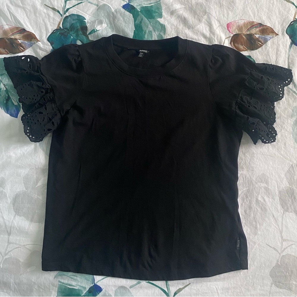 Elegant Black Lace Sleeve Top